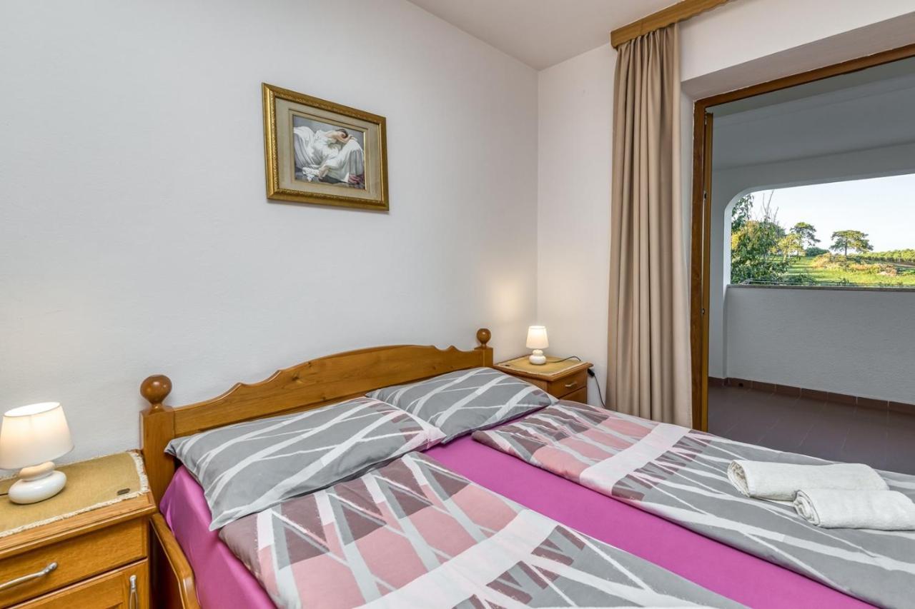 Apartment Lucijan 포레치 외부 사진